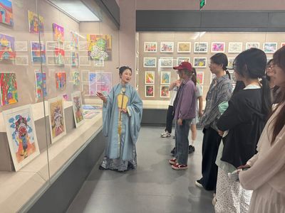 徐州市僑聯(lián)官方微信公眾號(hào)報(bào)道我校:精準(zhǔn)搭建校地非遺技藝傳承交流新平臺(tái)